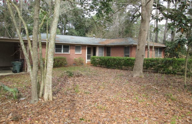 2204 High Rd - 2204 High Road, Tallahassee, FL 32303