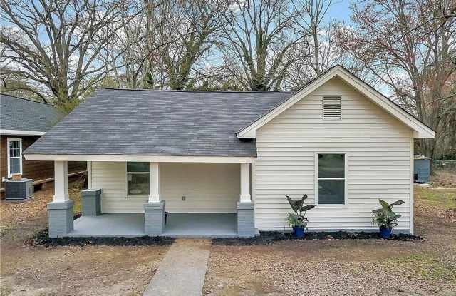 Photo of Beautifully renovated 3 bedroom, 2 full bathroom in Rock Hill