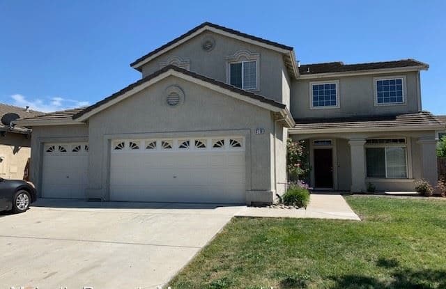 3118 McVie Dr - 3118 Mcvie Drive, Stockton, CA 95212