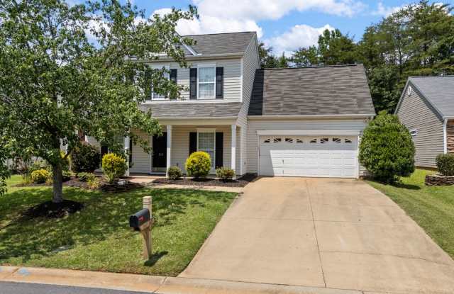 Charming 3BR 2-1/2 Bath in Spartanburg – Spacious Layout, NO APPLICATION FEE if APPROVED