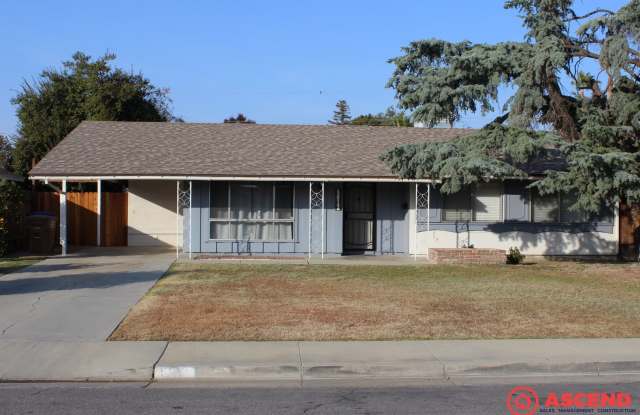 Gorgeous 3BD/2BA Home in Bakersfield's 93309 — Won't Last Long!