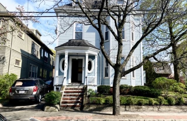 322 Brookline St 2b - 322 Brookline Street, Cambridge, MA 02139