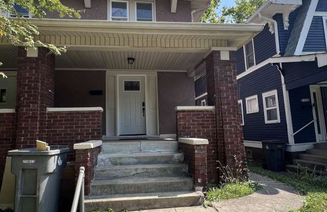 Photo of 3671 Birchwood Avenue