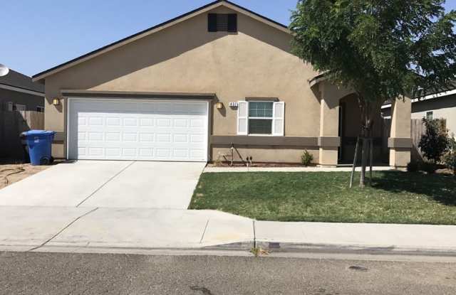 3 bed 2 bath home for rent