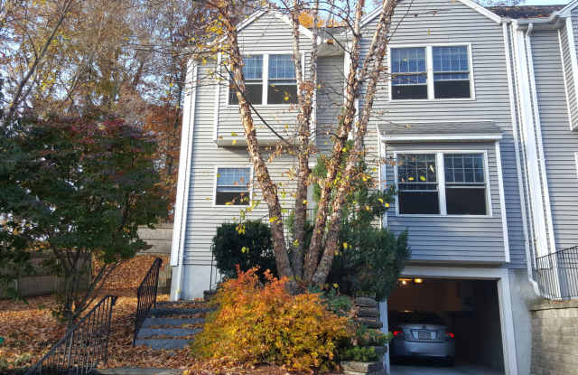 Stunning Corner Lot 3 bd 2.5 bath TownHouse in the heart of Wellesley