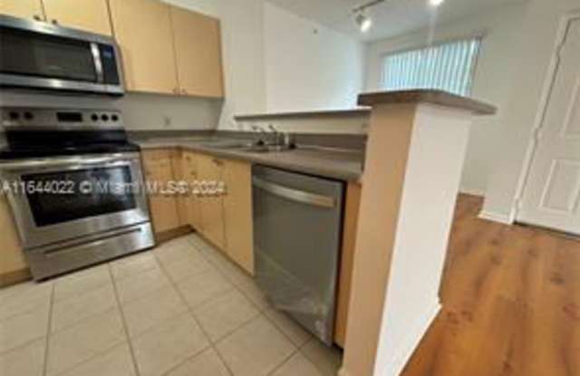 7970 North Nob Hill Road