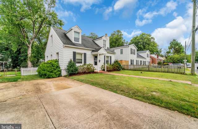 2805 W GEORGE MASON Road