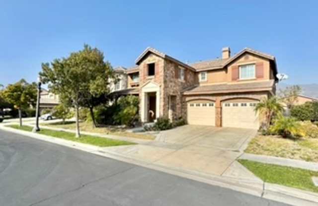 Great 4 bed 4 bath home