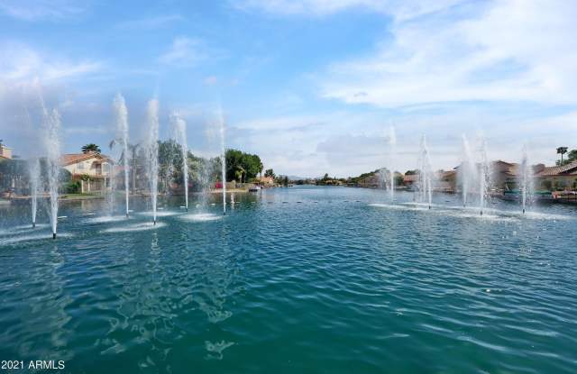 11010 W POINSETTIA Drive