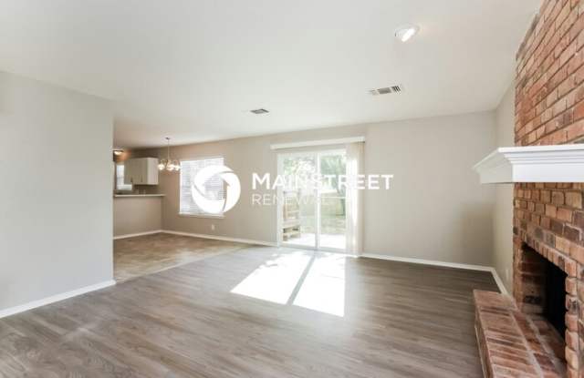 3022 Lake Grande Street