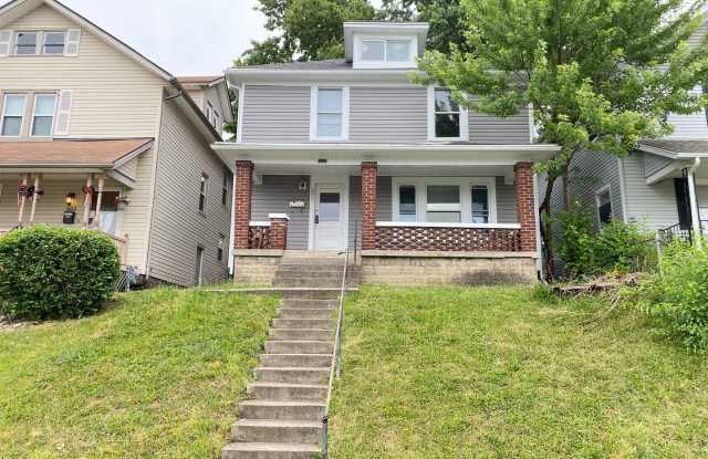 606 Creighton Ave.