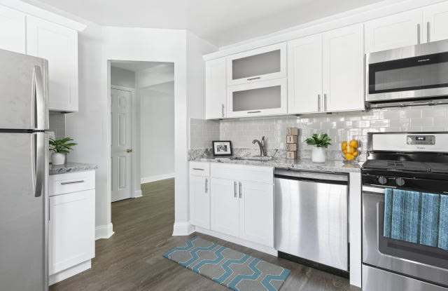 92 Fairhaven Blvd Unit D11