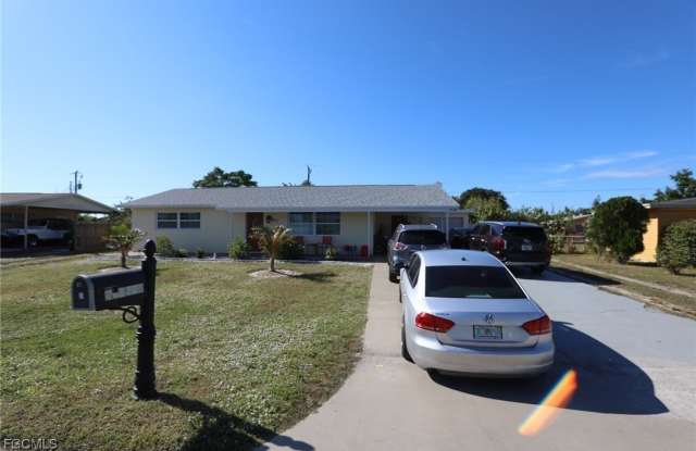 Photo of 907 Laredo Avenue