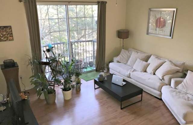 105 S SHERRILL STREET