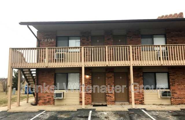 2609-F Sierra Drive