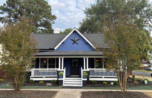 Photo of 302 North Sumner Street