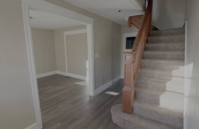 Photo of 1913 West 2nd Street - 1913