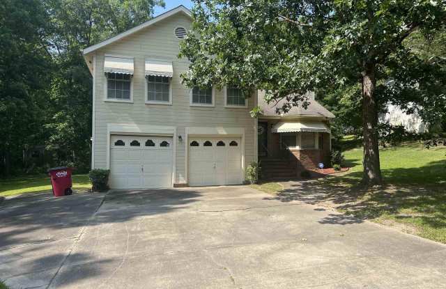 6855 Leslie Lane
