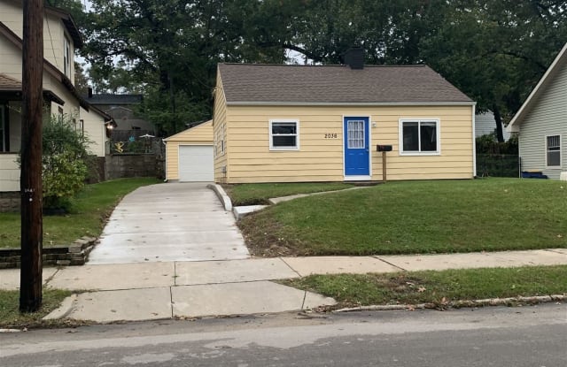 2036 Towner Ave SW - 2036 Towner Avenue Southwest, Grand Rapids, MI 49507