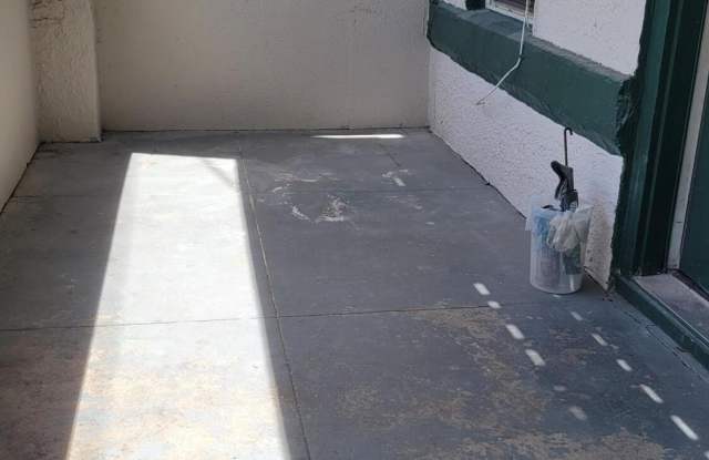 2514 WALNUT Street unit: 2518