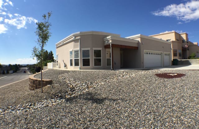 6301 Red Rock Drive - 6301 Red Rock Drive, Farmington, NM 87402