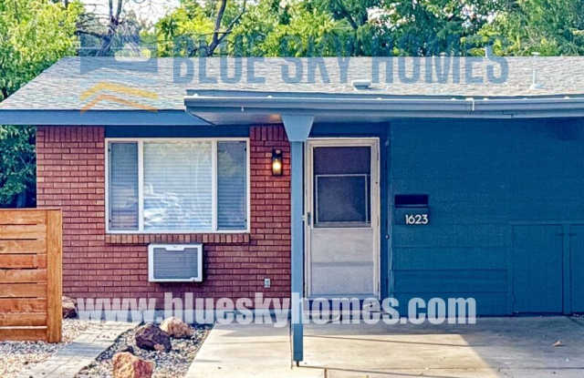 1623 Joyce St