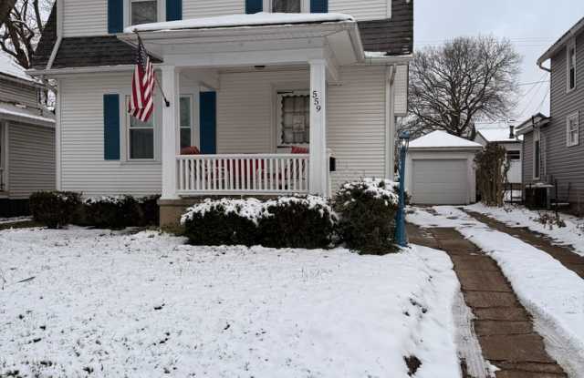 Photo of 3 Bedroom 2 1/2 Bathroom with one car detached garage