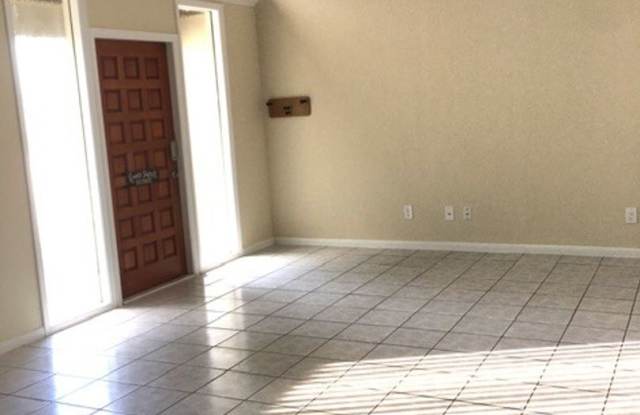 Photo of 904 Archer Pkwy E