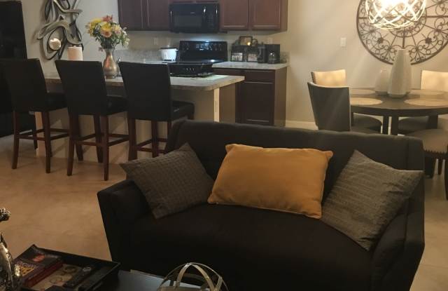 15600 Sw 302nd St “ Room For Rent”