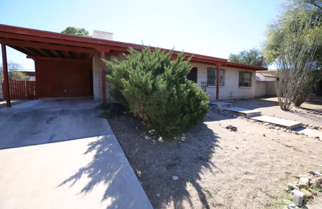 7420 E Calle Merida - 7420 East Cll Merida, Tucson, AZ 85710