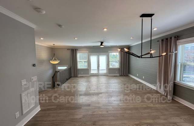 13006 Tinton Ave