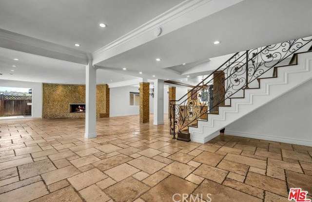 3446 Alginet Drive