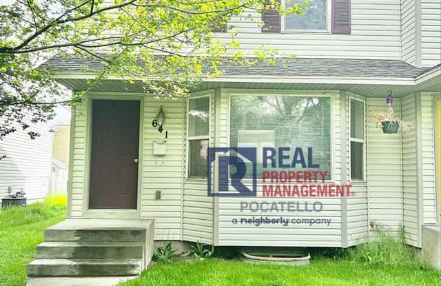 4 Bedroom 1.5 Bath Townhome