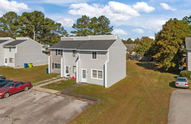 Photo of 105 Kim Avenue unit: Apt C