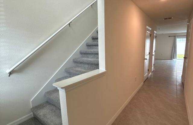 Beautiful Townhome Community Close to Everything!!