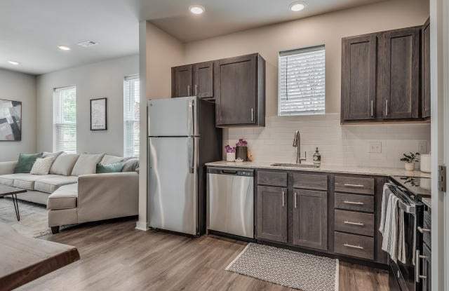 5708 Dearing Road Unit A21