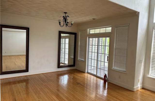 1045 Bay Breeze Drive