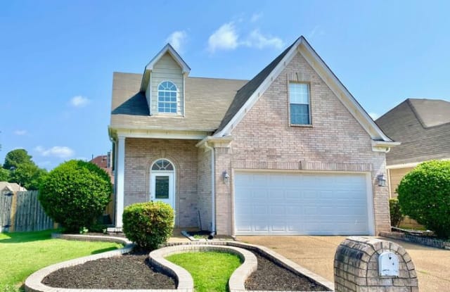 7040 Kings Crown Drive - 7040 Kings Crown Drive, Shelby County, TN 38125