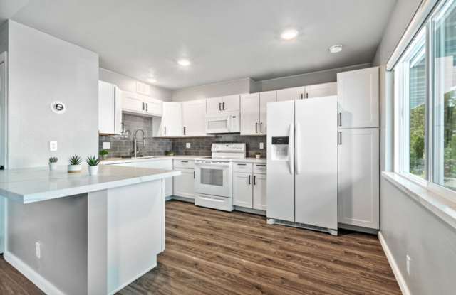 Move In Ready in Midtown/ Old Southwest