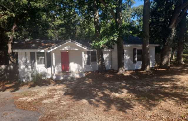 1618 Oak Street - 1618 Oak Street, Cayce, SC 29033