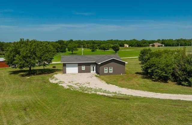 403277 W 2330 Drive - 403277 West 2330 Drive, Washington County, OK 74006