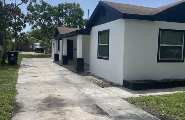 614 N E Street - 614 North E Street, Lake Worth, FL 33460