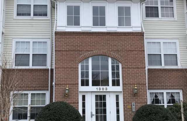1303 Sheridan Place