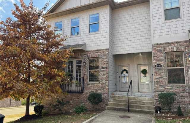 Photo of 1695 Nettleship  ST