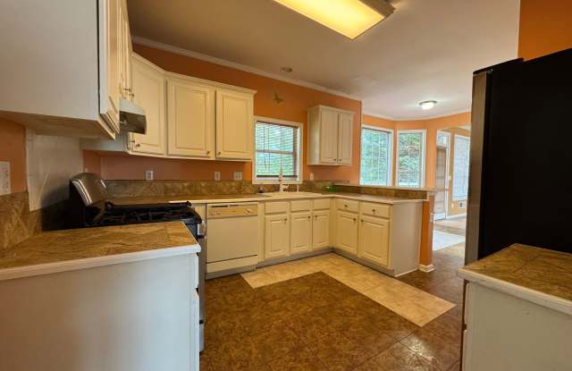 135 Saddle Ridge Way