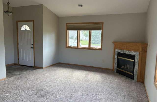 1541 Mourning Dove Path