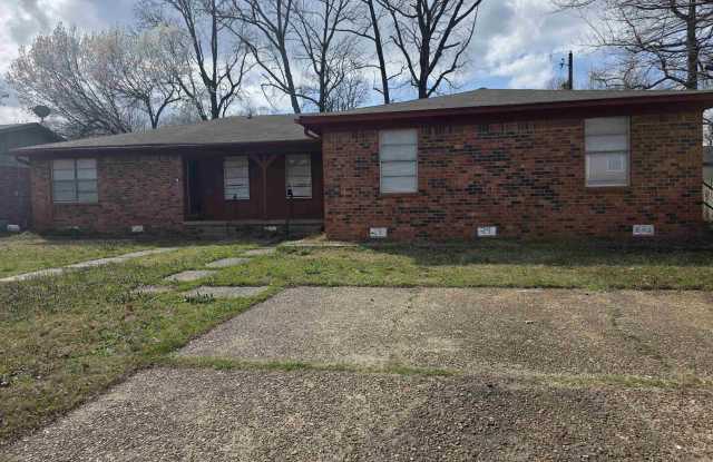 617 Brierly Drive