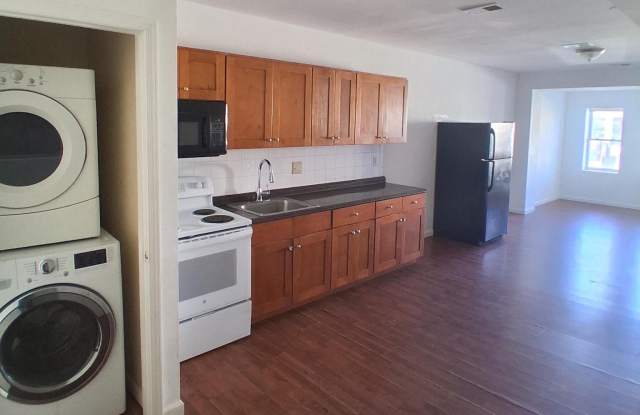 Photo of 6006 CHESTNUT Street unit: 2