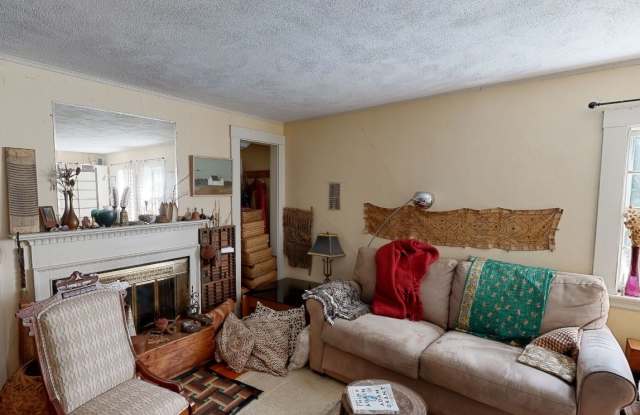 38 Gibson St