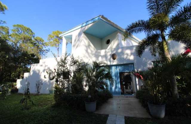 930 Rambling Drive Circle, Wellington, FL 33414